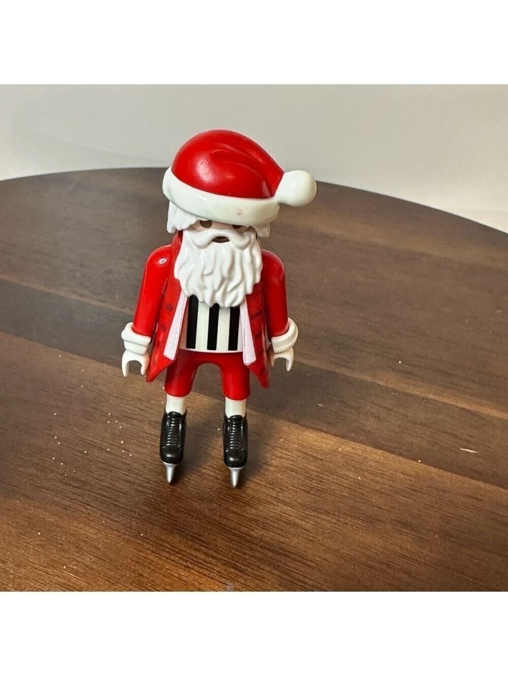 Playmobil Santa Claus Figure – Ice Skates Holiday Edition
